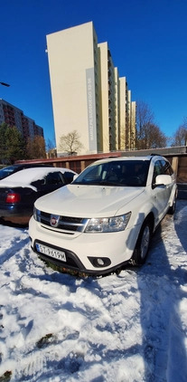 Fiat Freemont cena 40500 przebieg: 221000, rok produkcji 2013 z Tychy małe 326